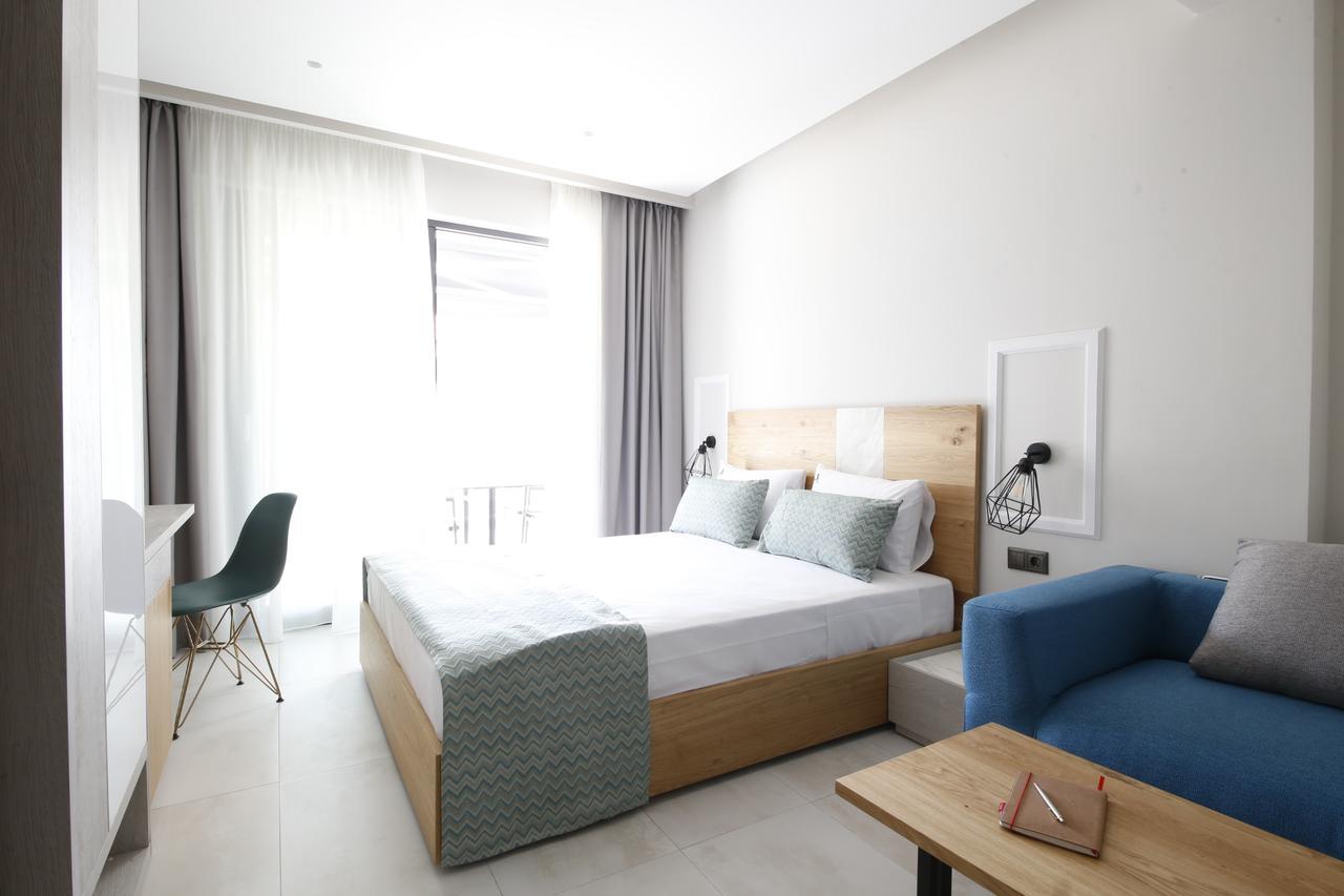 Albatros Suites Vrasná エクステリア 写真